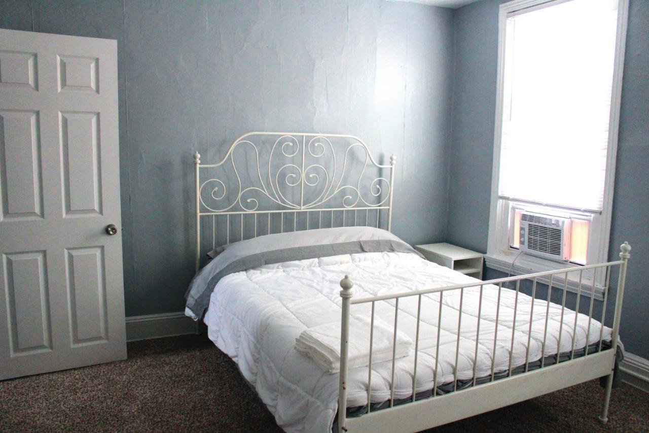 Clover 2900 - Apartment And Rooms With Private Bathroom Near Washington Ave South Philly Filadelfia Esterno foto