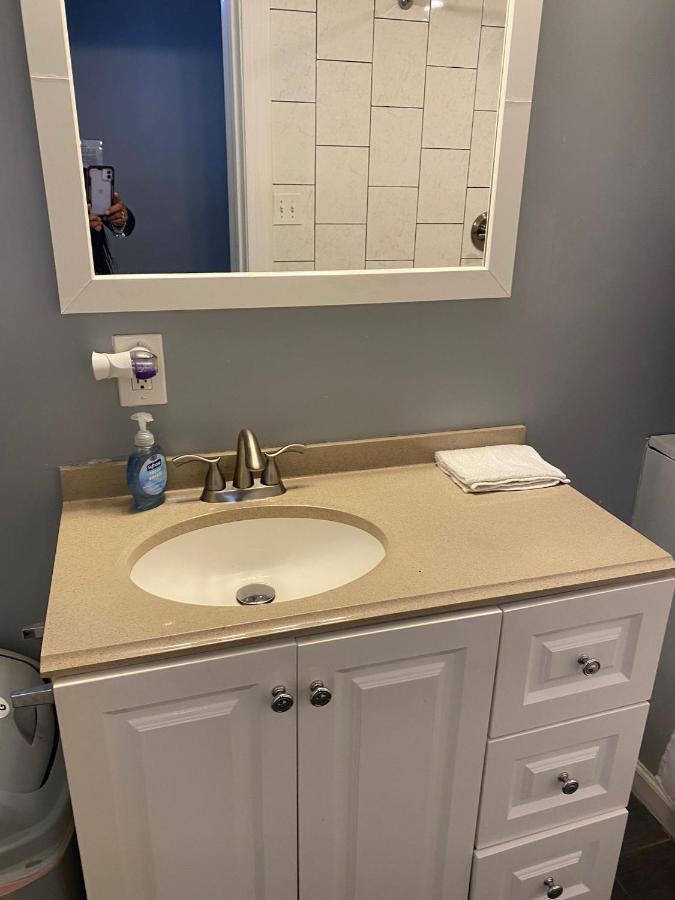 Clover 2900 - Apartment And Rooms With Private Bathroom Near Washington Ave South Philly Filadelfia Esterno foto