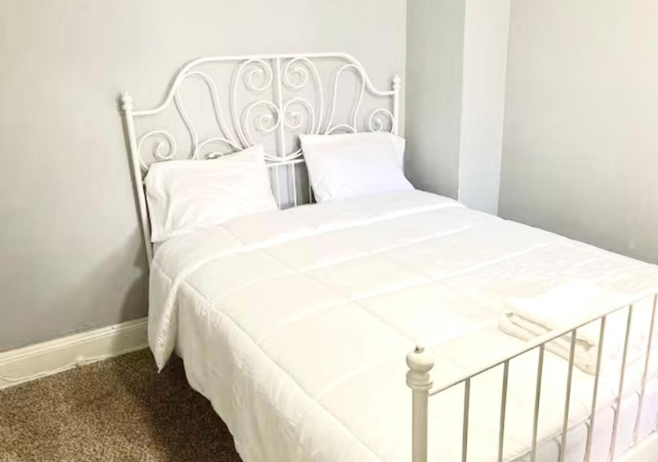 Clover 2900 - Apartment And Rooms With Private Bathroom Near Washington Ave South Philly Filadelfia Esterno foto