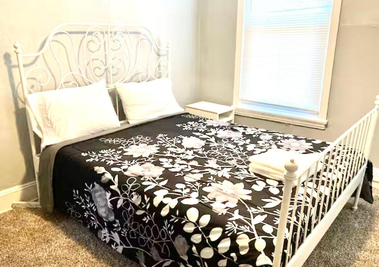 Clover 2900 - Apartment And Rooms With Private Bathroom Near Washington Ave South Philly Filadelfia Esterno foto