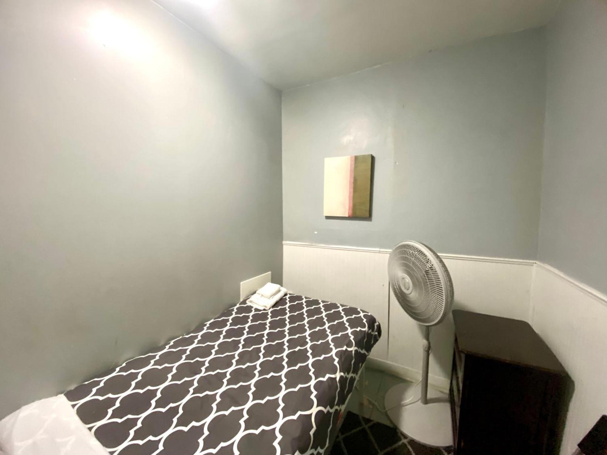 Clover 2900 - Apartment And Rooms With Private Bathroom Near Washington Ave South Philly Filadelfia Esterno foto